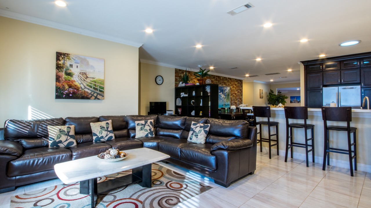 Photo of Livingroom in Hermosa Village