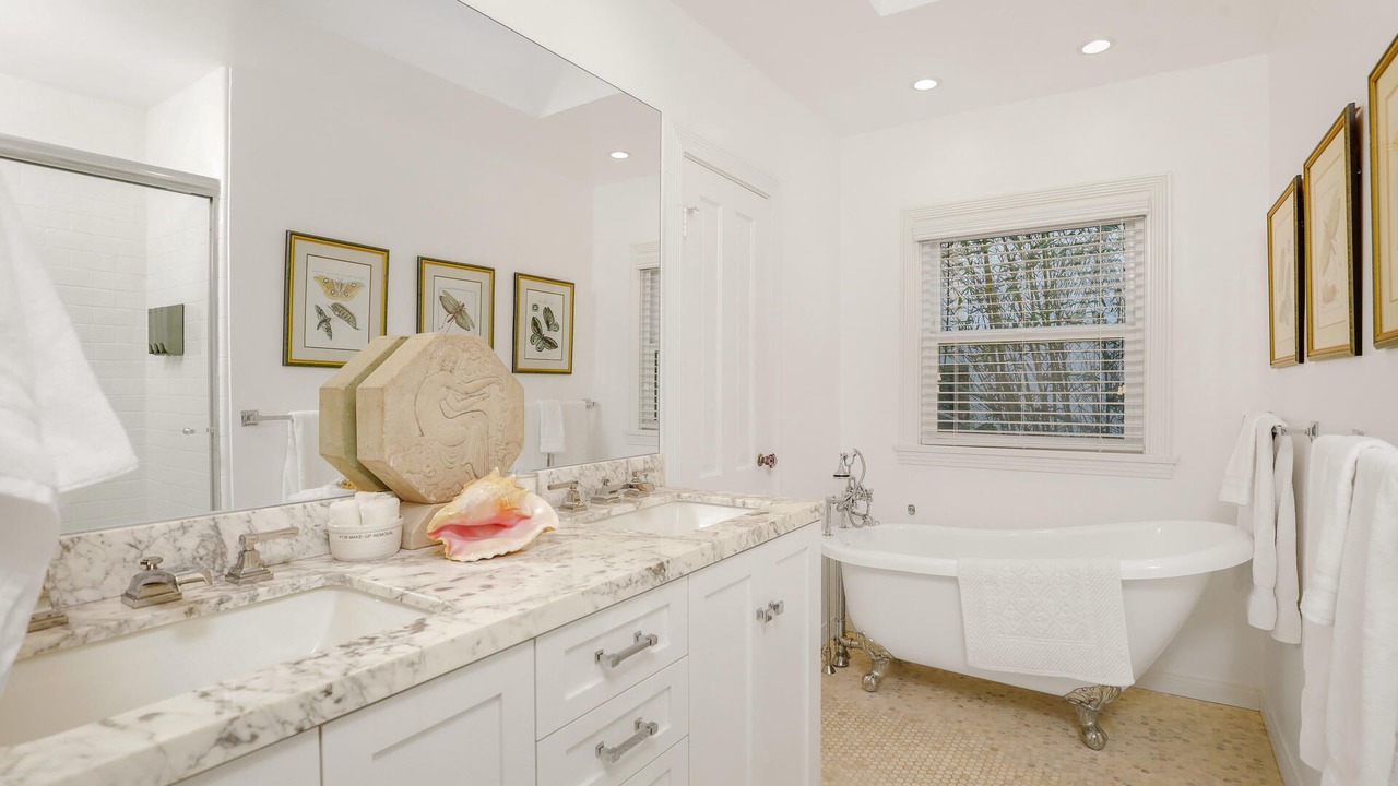 Photo of Bathroom in Village of La Jolla