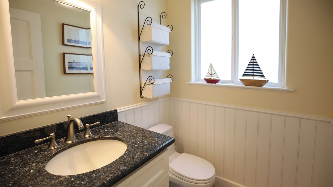 Photo of Bedroom in Silver Strand