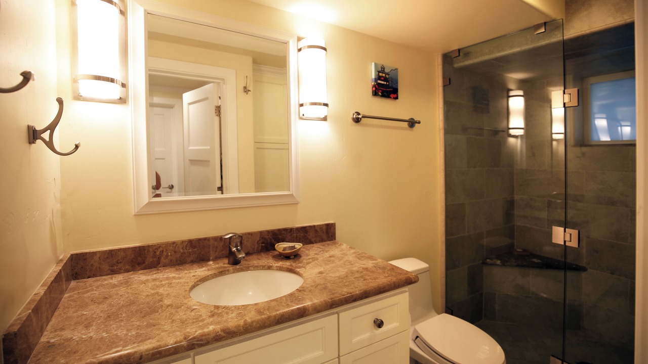 Photo of Bathroom in Silver Strand
