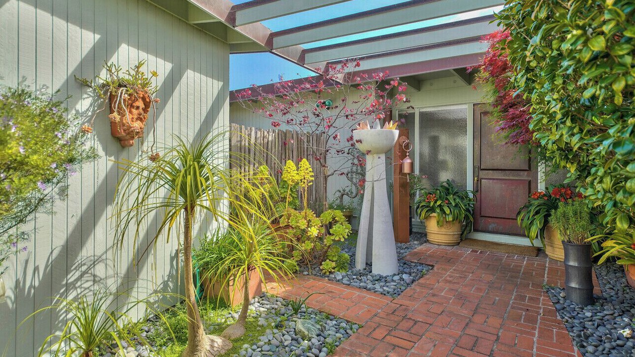 Photo of Outdoor in Hatton Fields