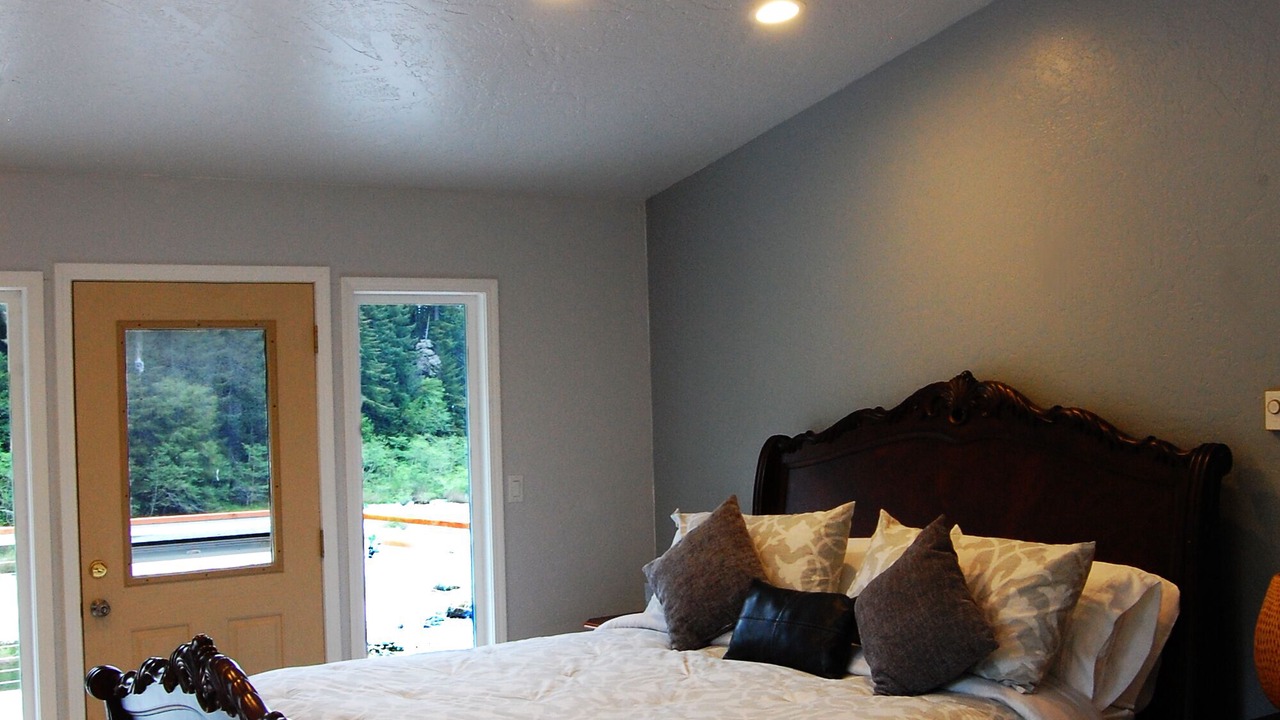 Photo of Bedroom in Crescent City