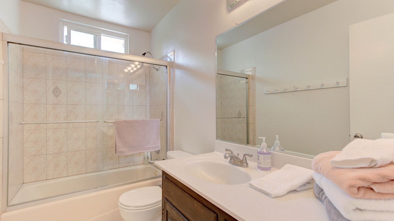 Photo of Bathroom in Sherwood Forest and Thistle Development