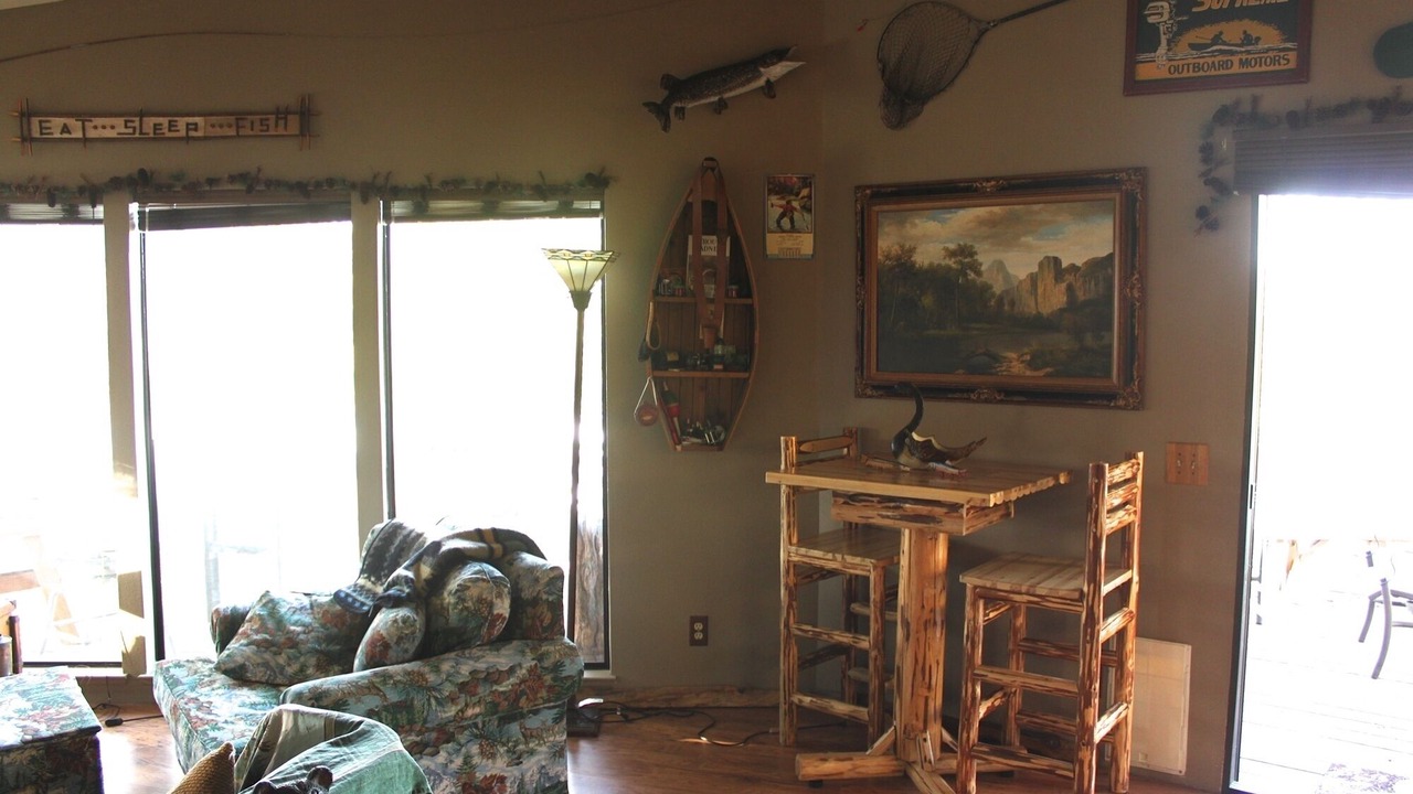 Photo of Bedroom in Groveland