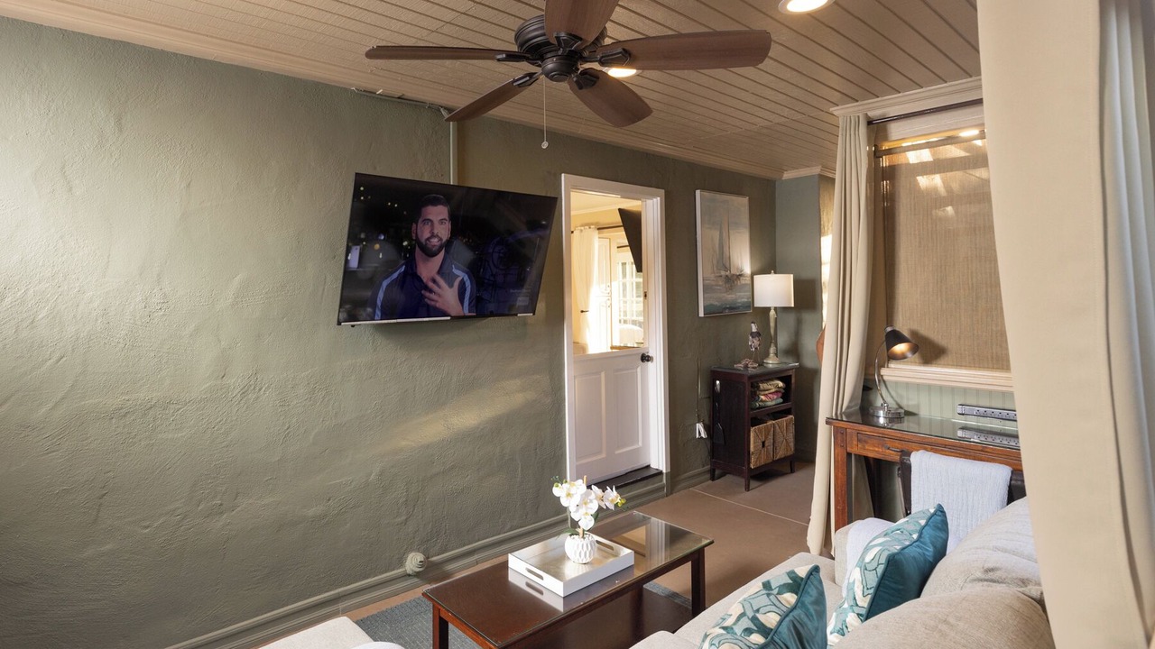 Photo of Livingroom in Laguna Beach