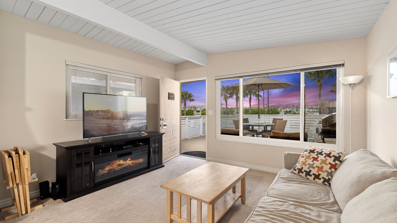 Photo of Bedroom in Balboa Peninsula