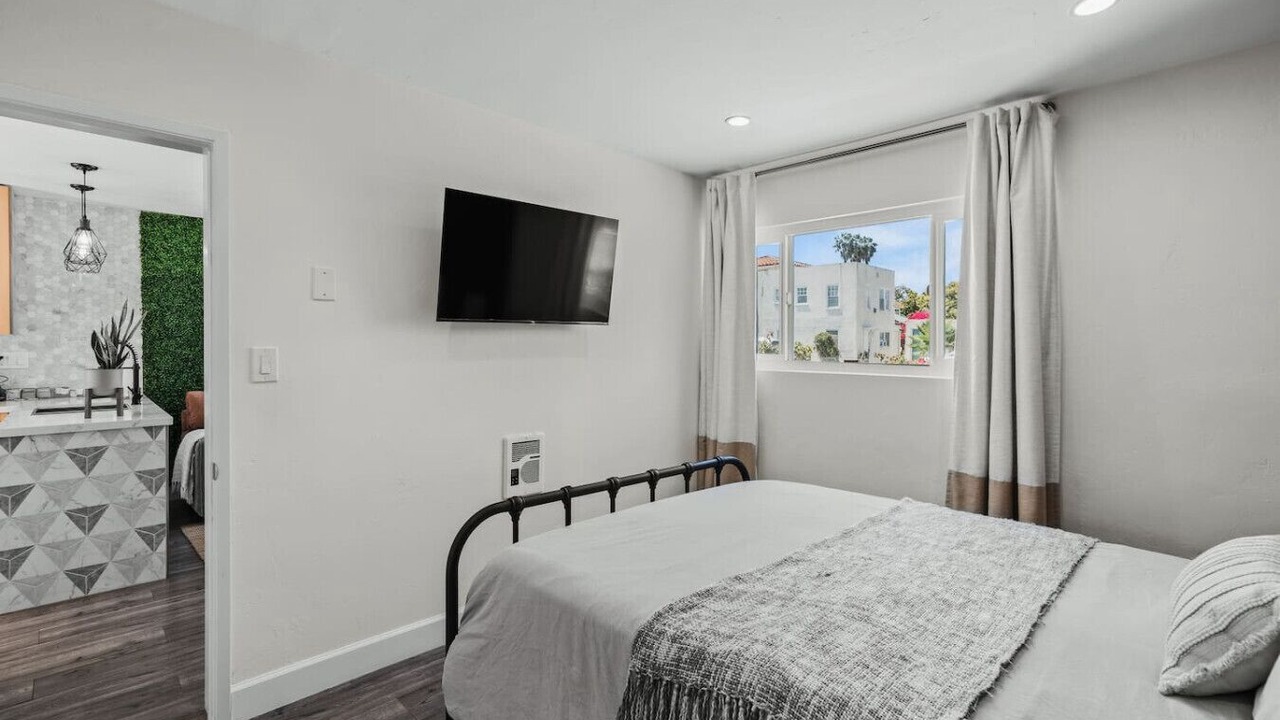 Photo of Bedroom in University Heights