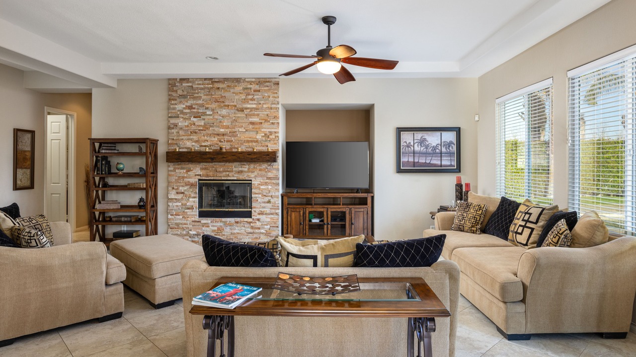 Photo of Livingroom in Bermuda Dunes