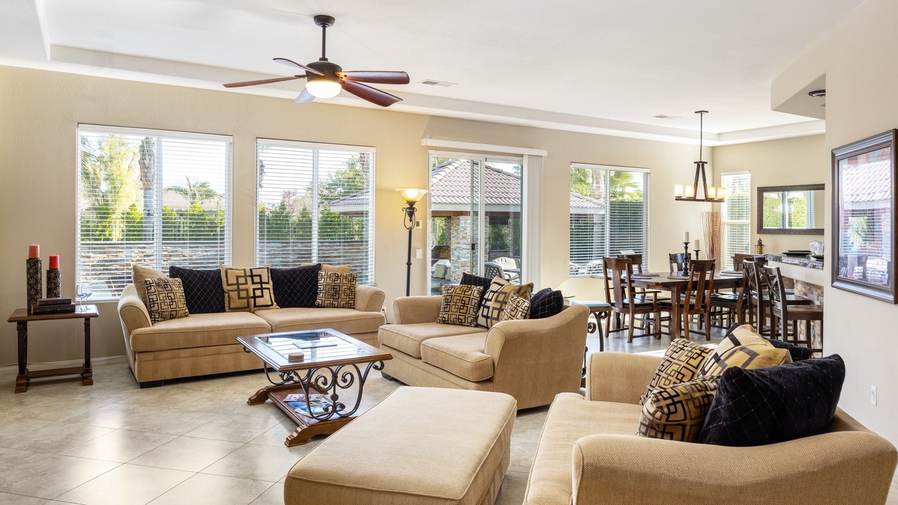 Photo of Livingroom in Bermuda Dunes