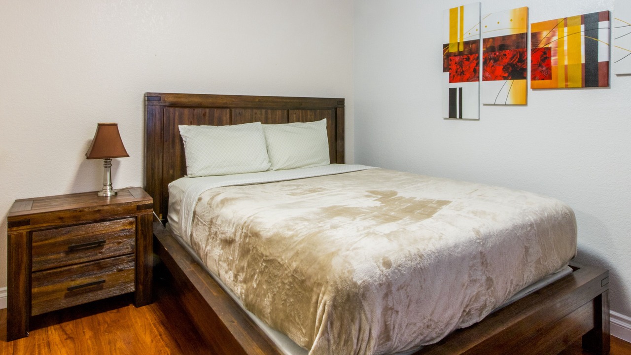 Photo of Bedroom in Sherwood Forest and Thistle Development