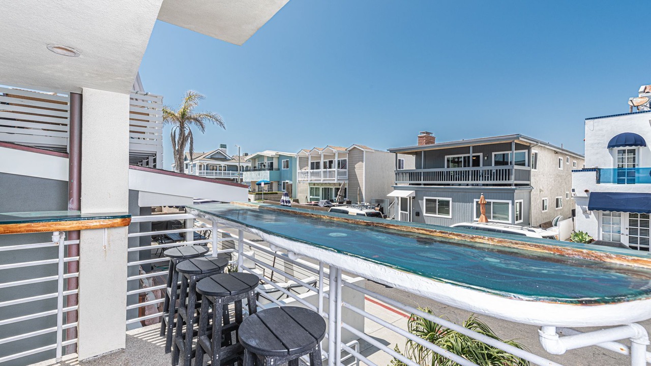 Photo of Patio Balcony in West Newport