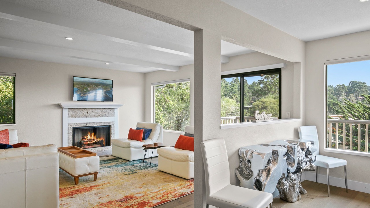 Photo of Livingroom in Northeast Carmel