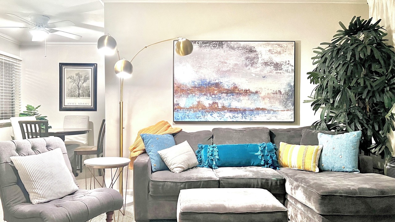 Photo of Bedroom in Downtown