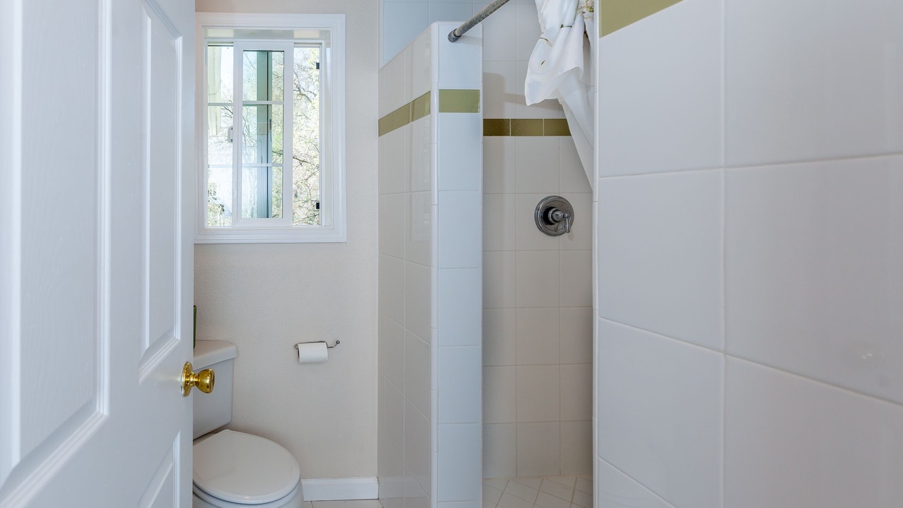 Photo of Bathroom in Mariposa