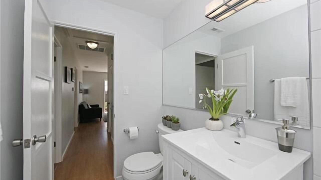Photo of Bathroom in Townsite