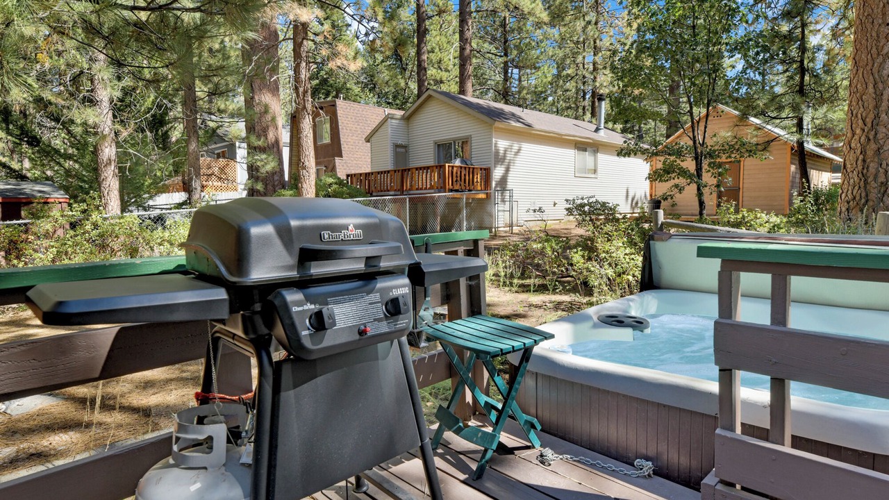 Photo of Outdoor in Summit Estates