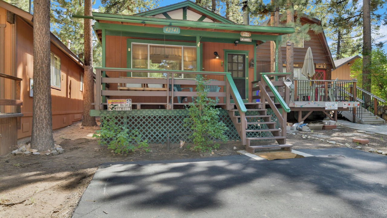 Photo of Outdoor in Summit Estates