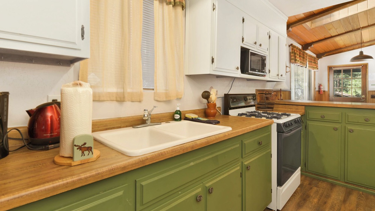 Photo of Kitchen in Summit Estates
