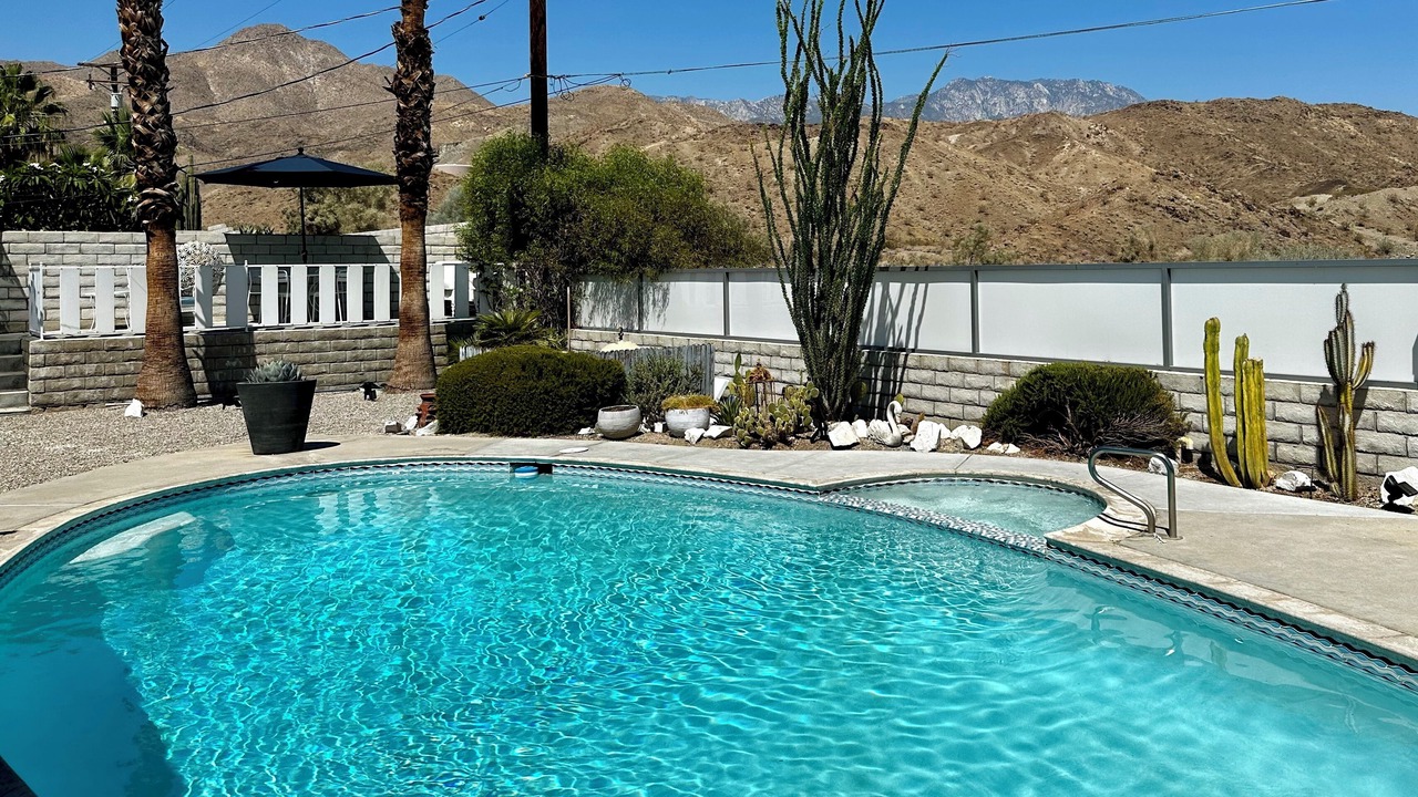 Photo of Outdoor in Cathedral City Cove