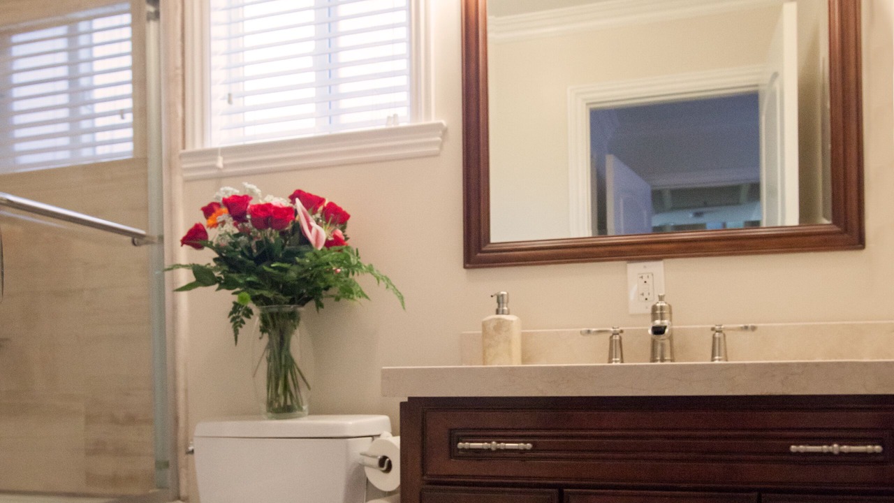 Photo of Bathroom in Staumbaugh Heller