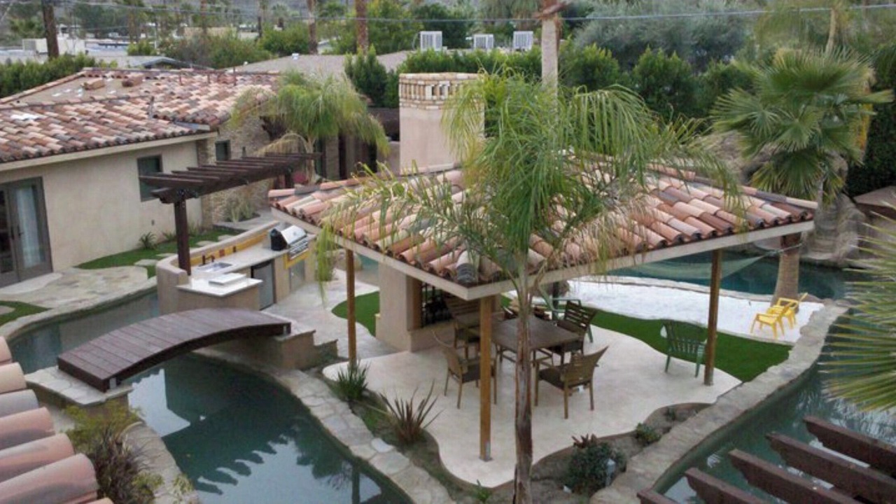 Photo of Outdoor in Warm Sands