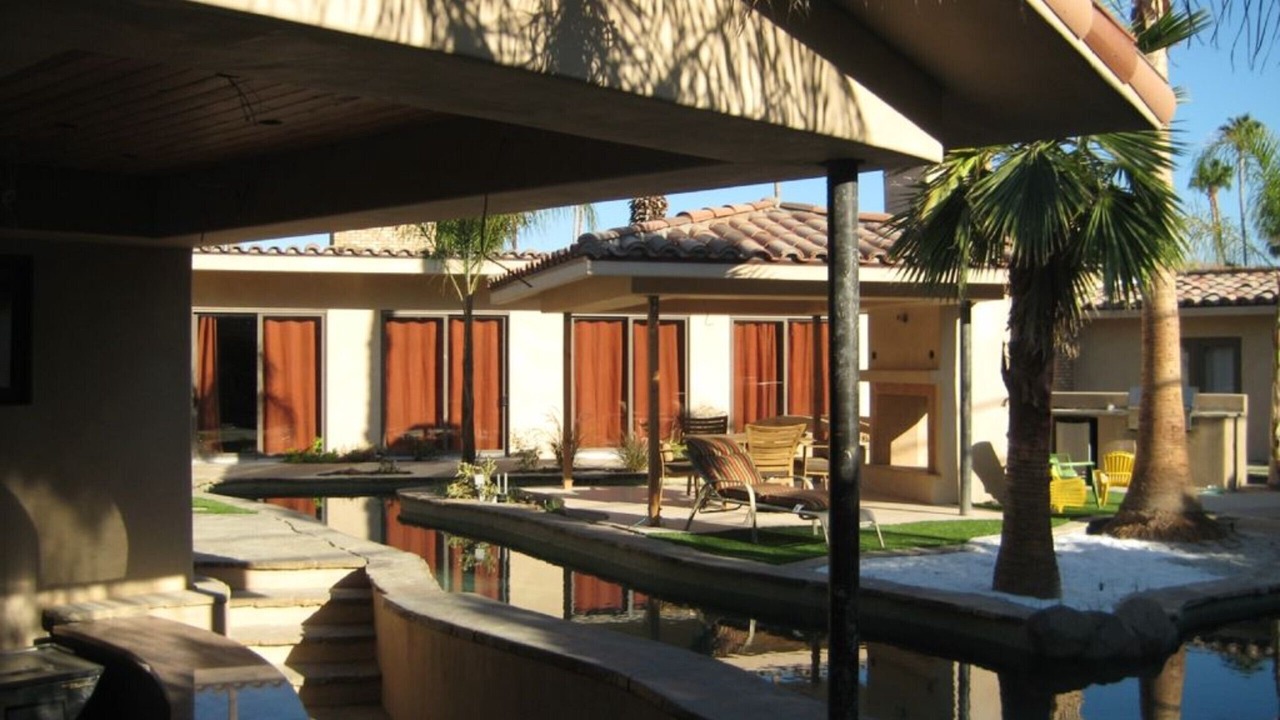 Photo of Outdoor in Warm Sands