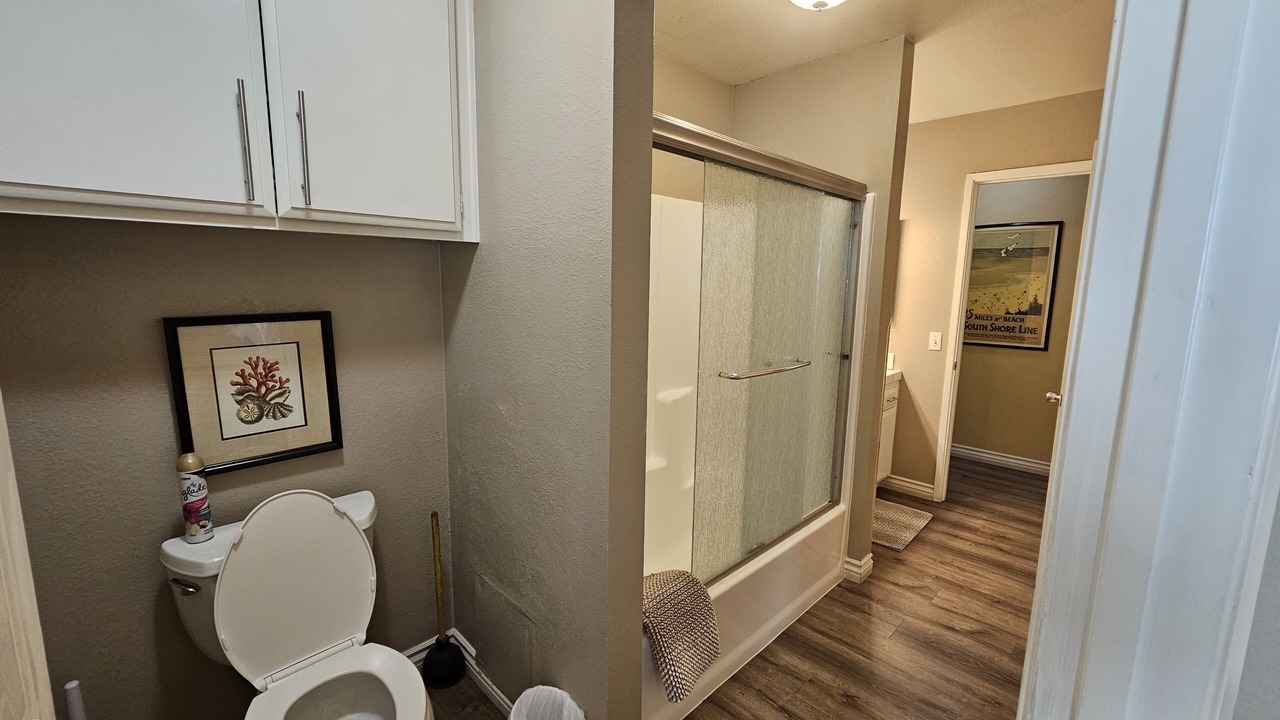 Photo of Bathroom in Silver Strand