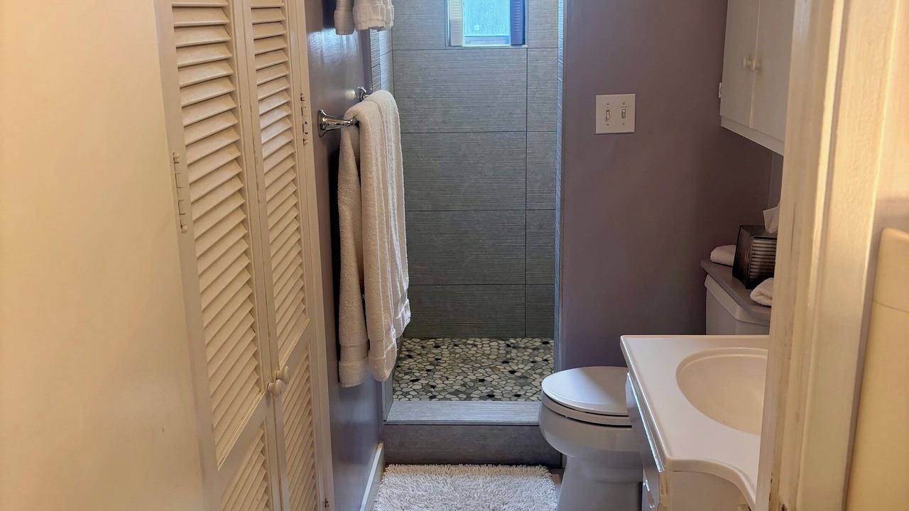 Photo of Bathroom in Sherman Oaks
