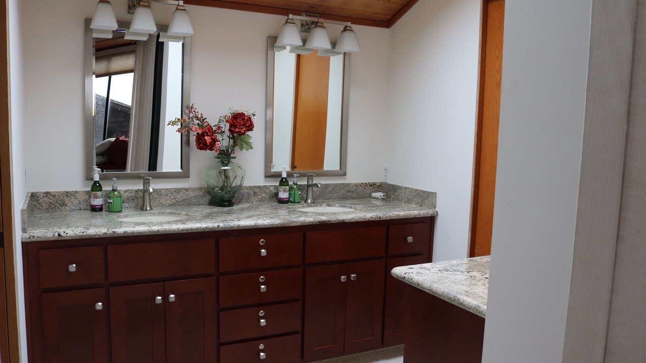 Photo of Bathroom in Sea Ranch