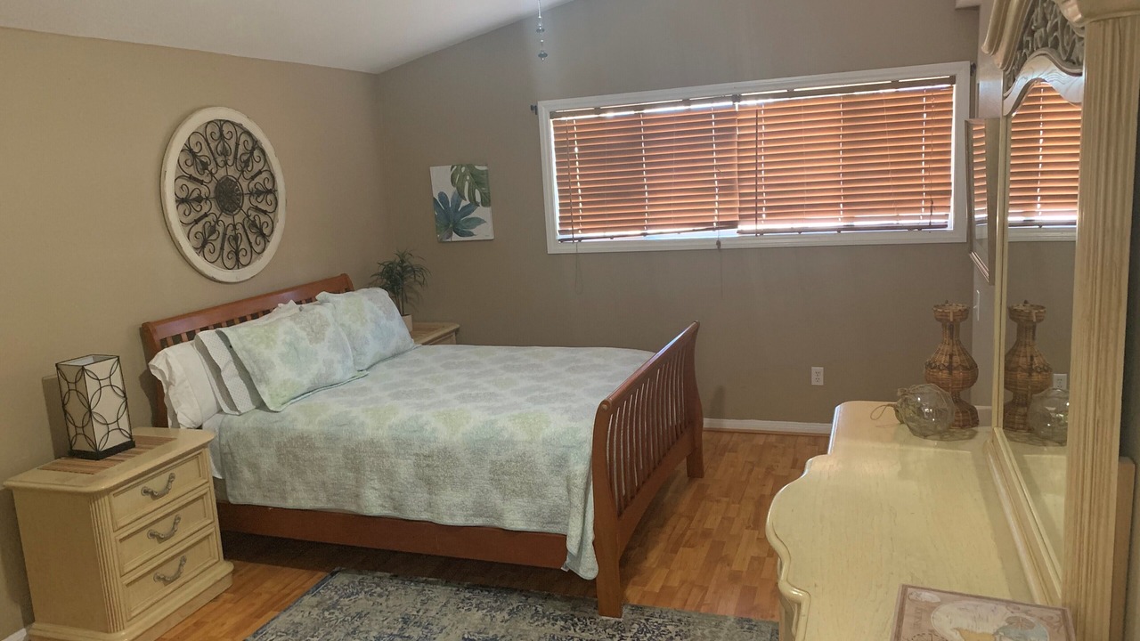 Photo of Bedroom in Guajome