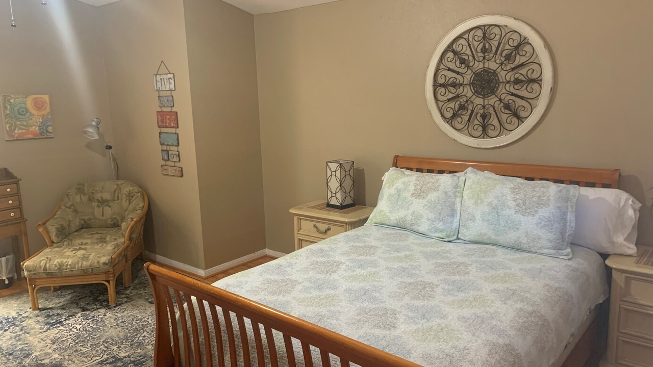 Photo of Bedroom in Guajome