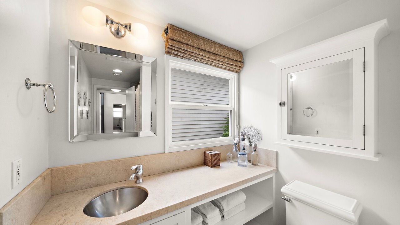 Photo of Bathroom in Emerald Bay