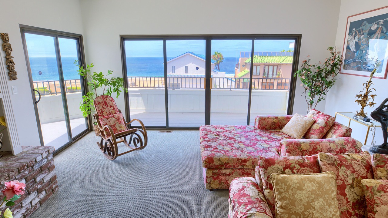 Photo of Livingroom in Playa Del Rey