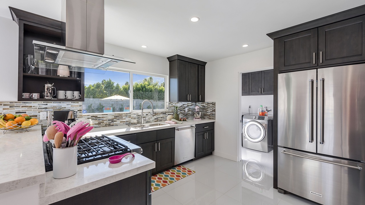 Photo of Kitchen in Racquet Club Estates