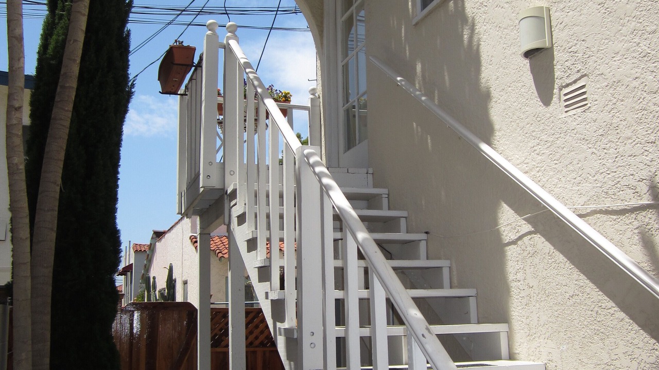 Photo of Others in Belmont Shore