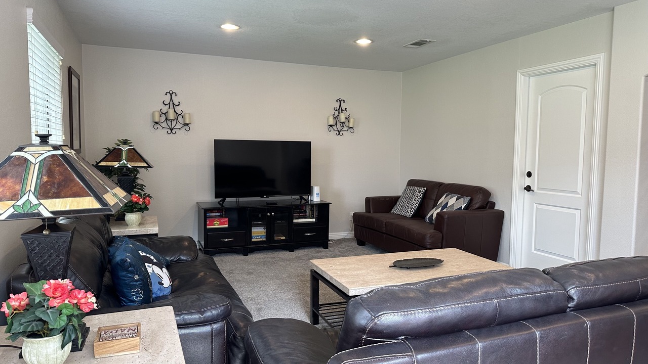 Photo of Bedroom in Anaheim Resort