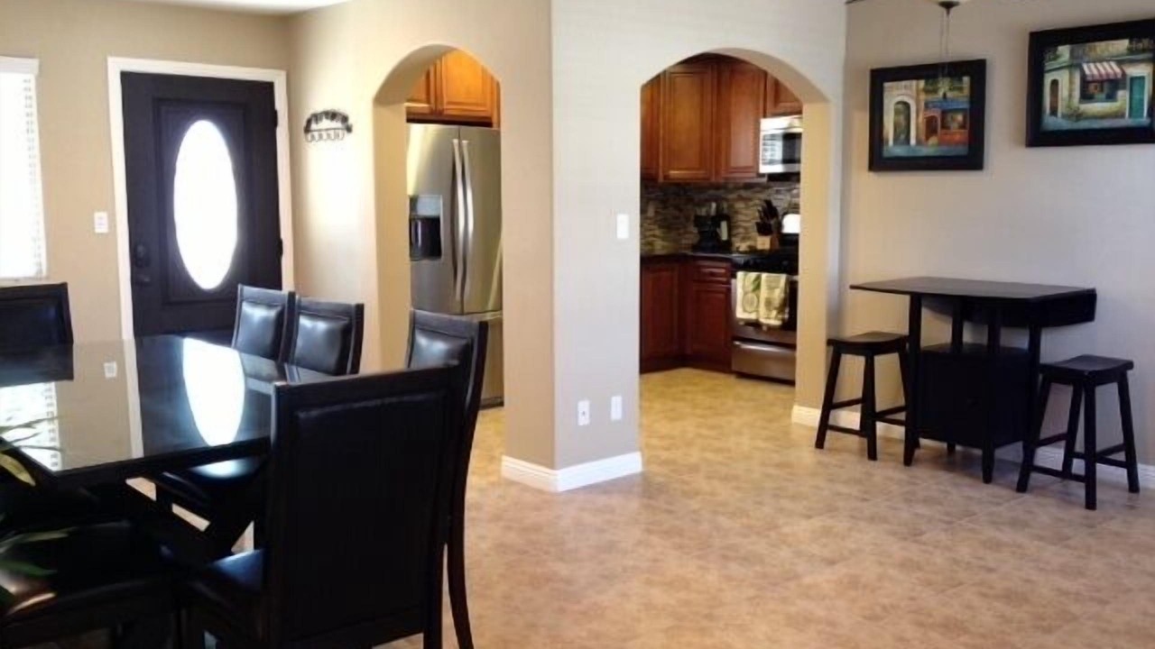 Photo of Bedroom in Anaheim Resort