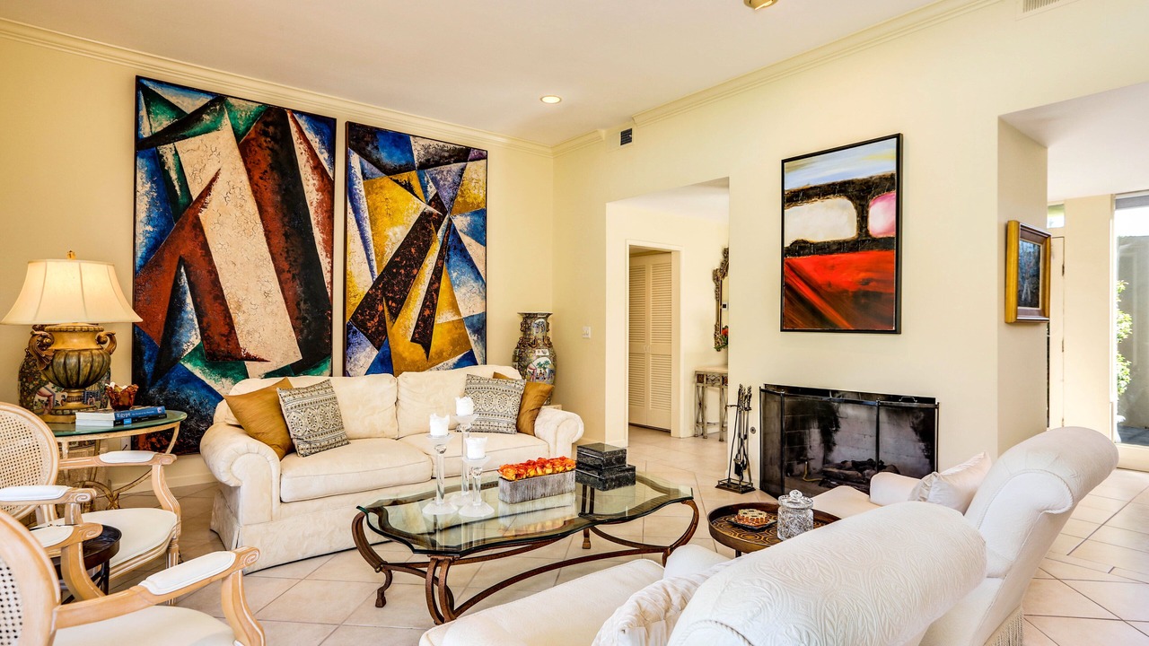 Photo of Livingroom in Palm Desert