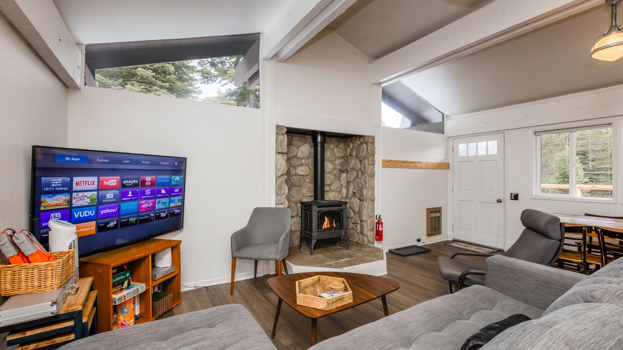 Photo of Livingroom in Truckee