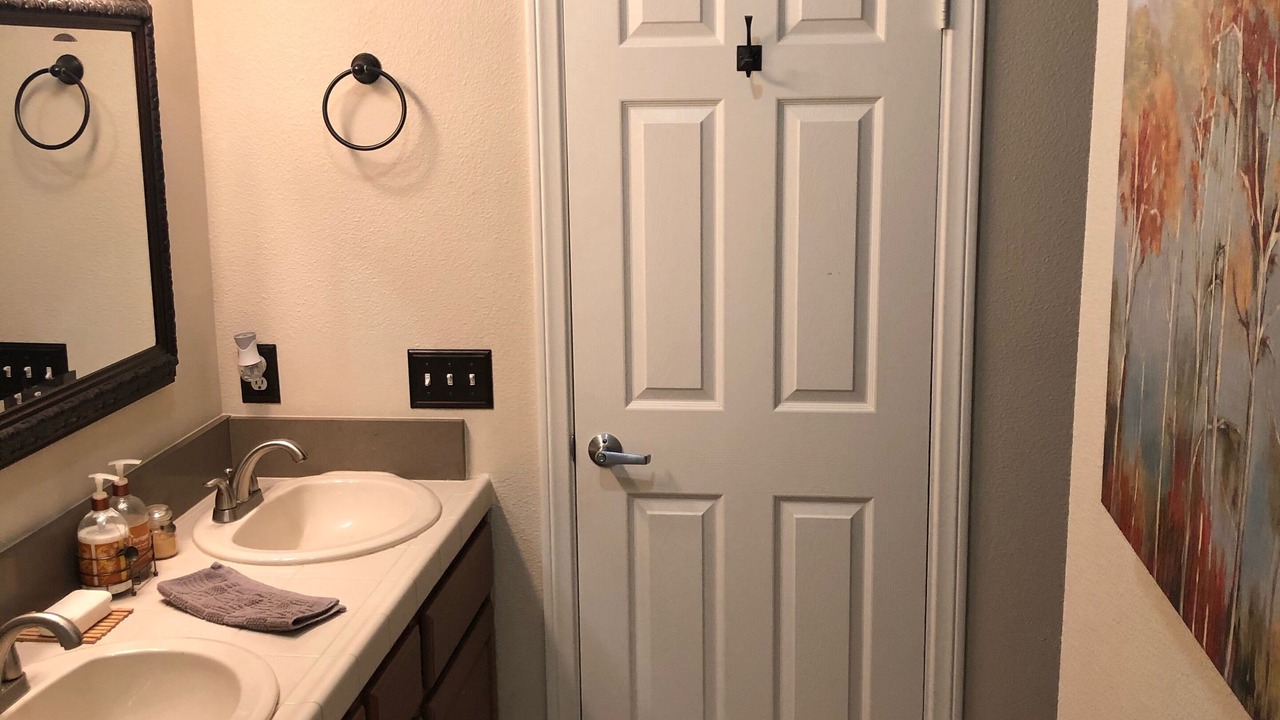 Photo of Bathroom in Bermuda Dunes