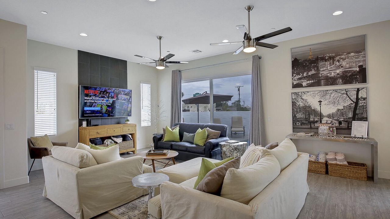 Photo of Bedroom in La Quinta Cove