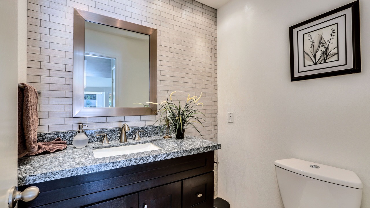 Photo of Bathroom in Araby