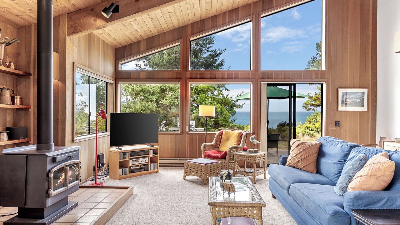 Photo of Livingroom in Sea Ranch