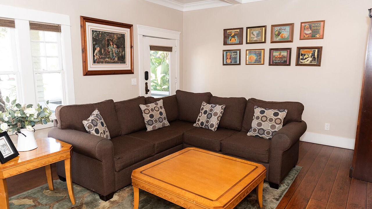 Photo of Livingroom in Anaheim Colony Historic District