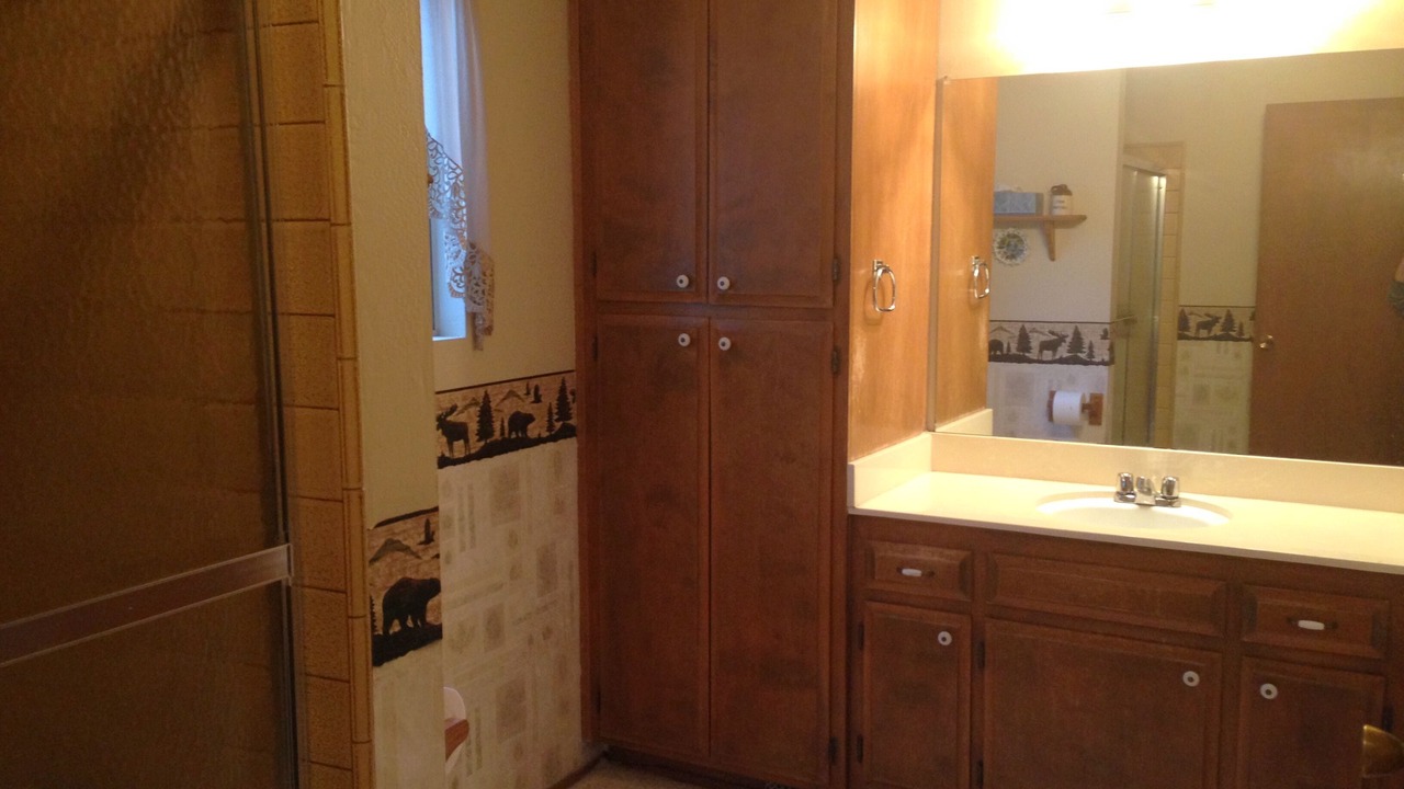 Photo of Bathroom in Arrowhead Villas
