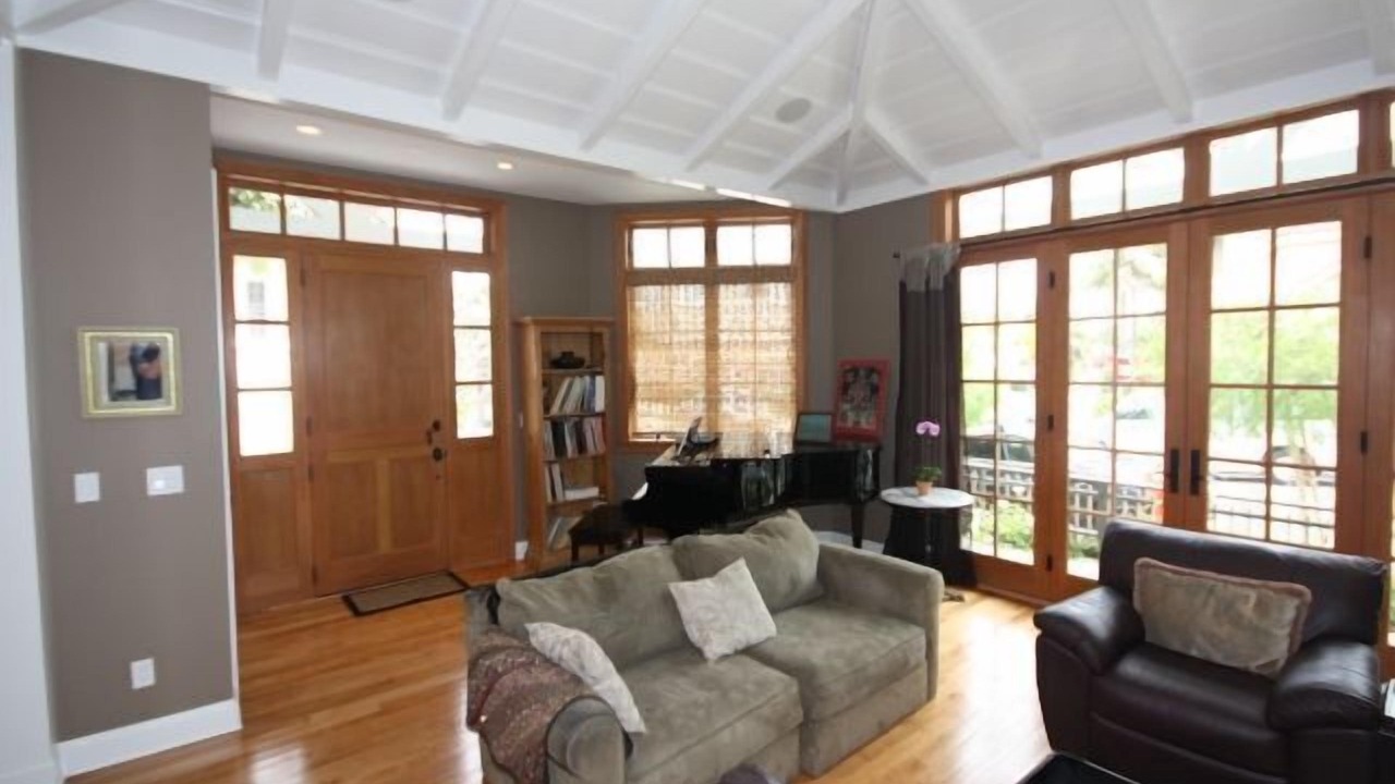 Photo of Bedroom in The Strand