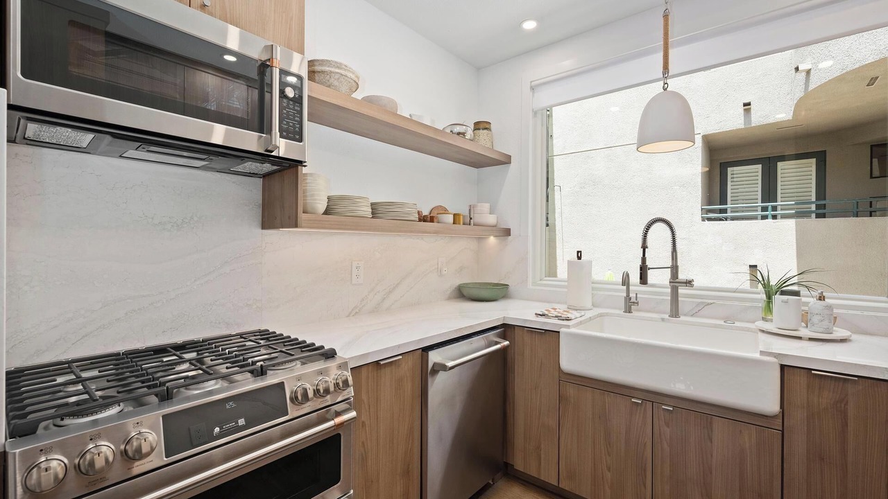 Photo of Kitchen in La Jolla Shores