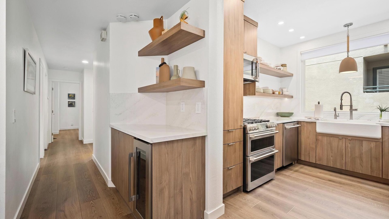 Photo of Kitchen in La Jolla Shores
