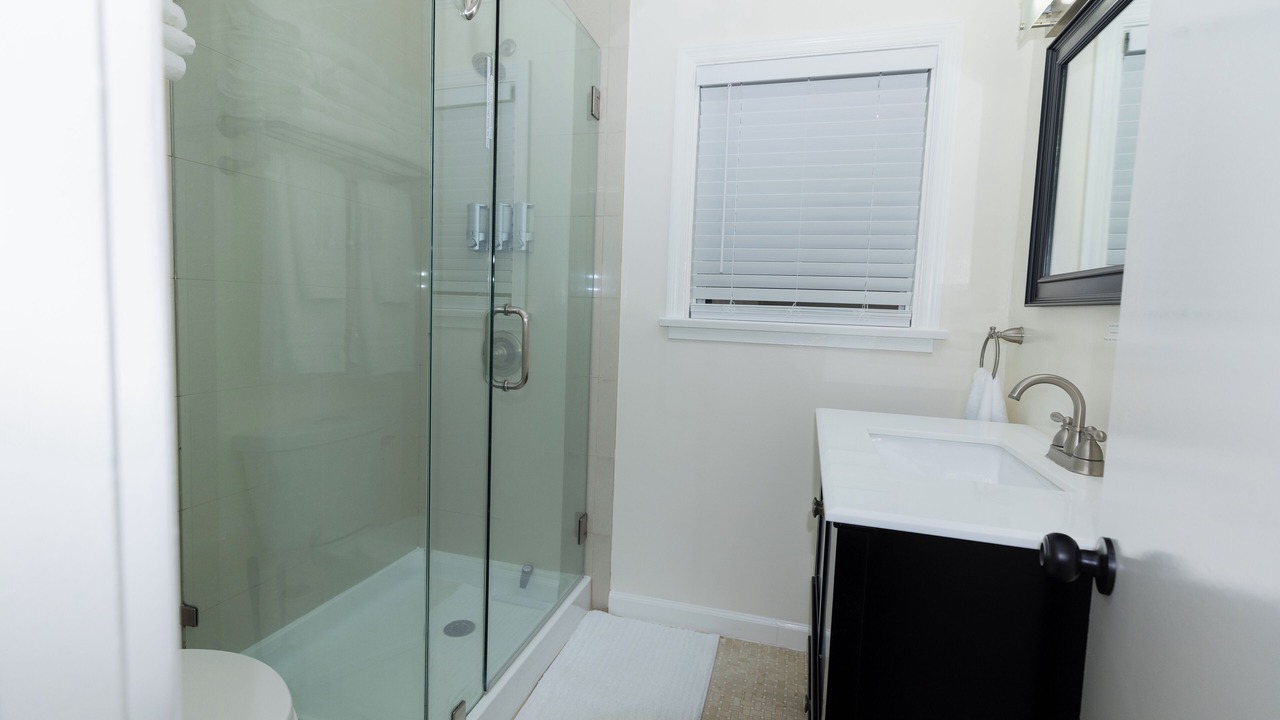 Photo of Bathroom in Laguna Beach