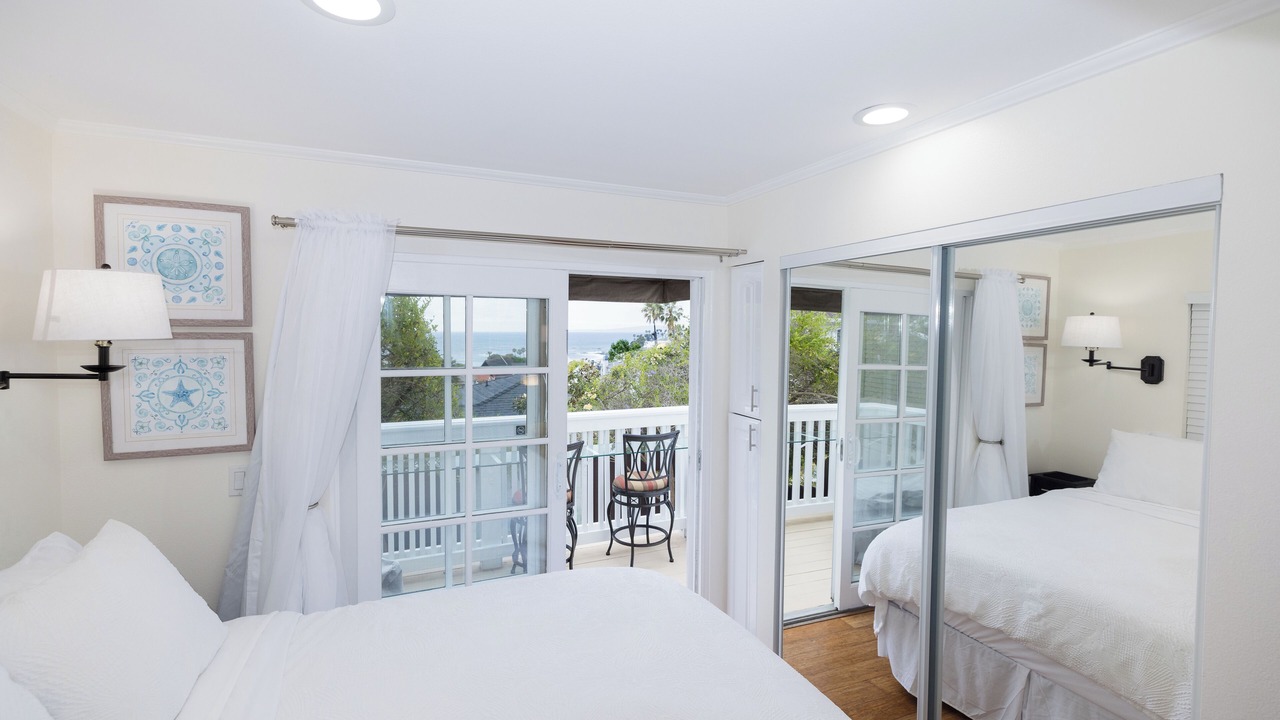 Photo of Bedroom in Laguna Beach